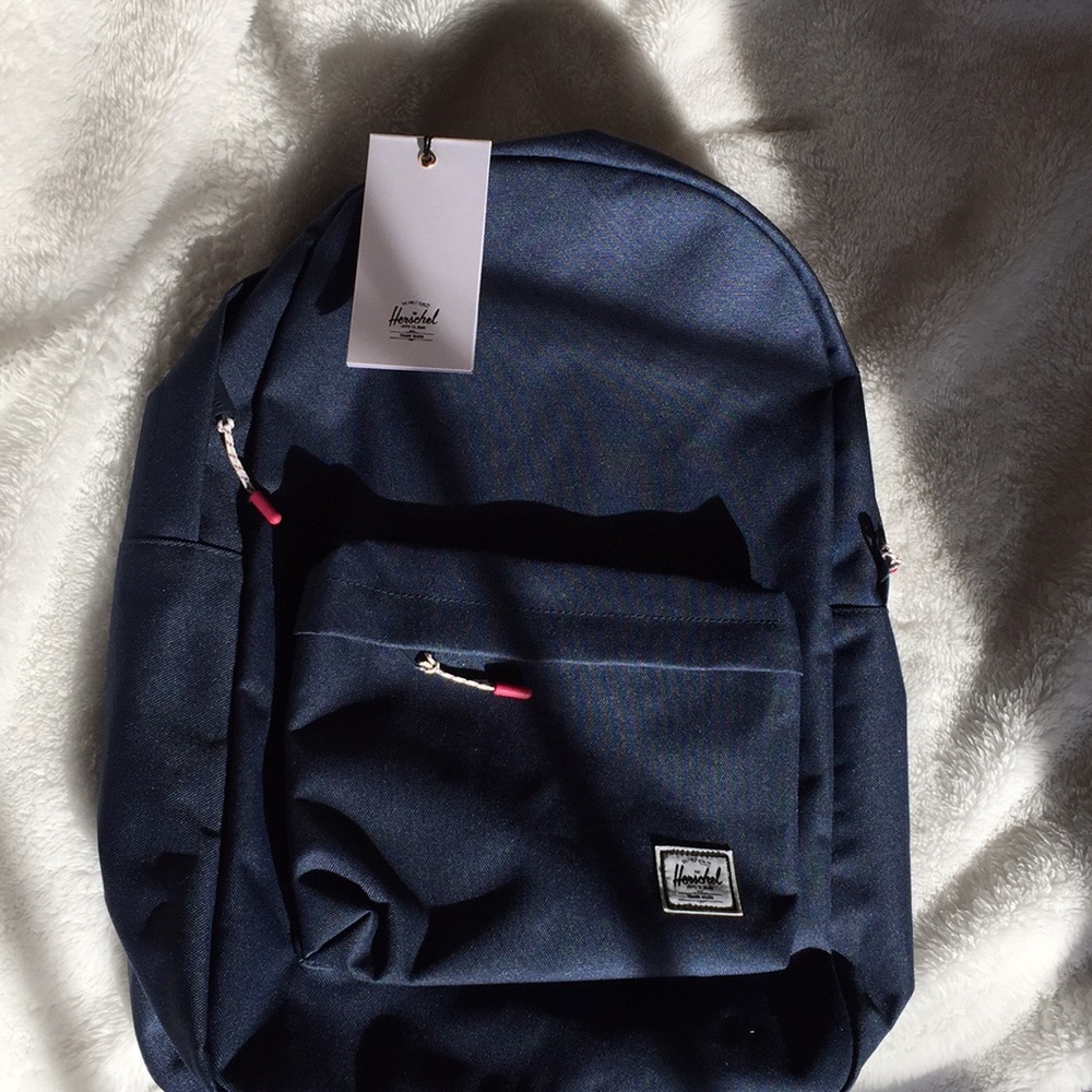 NWT Navy Herschel Classic Backpack